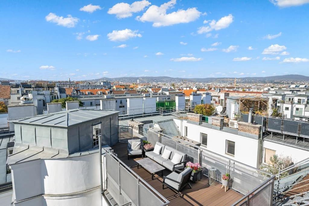 Apartment Designer Penthouse With Balcony Wien